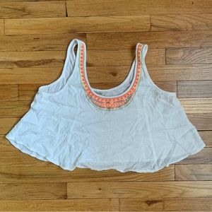 DECREE size L White Flowy Cropped Tank with Embroidered Neckline